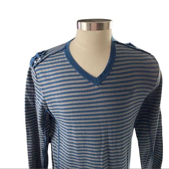 Guess Blue Grey Striped Sweater Pullover V-Neck Long Sleeve Logo on Chest Men XL - Picture 2 of 9
